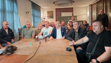 Photo of Rudari koji su već dva mjeseca bez plata nastavljaju štajk glađu