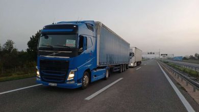 Photo of Poljoprivrednici prijete izlaskom ako ne budu propušteni kamioni s lako kvarljivim proizvodima