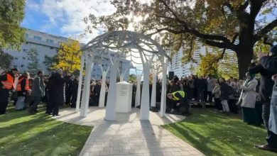 Photo of U Beču svečano otkriven spomenik “Cvijet Srebrenice”