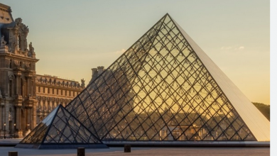 Photo of Opljačkan čuveni muzej Louvre u Parizu