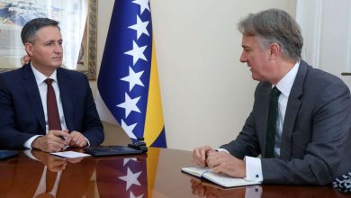 Photo of Bećirović i ambasador Reilly potvrdili jačanje strateškog partnerstva BiH i UK