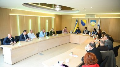 Photo of Potpisani sporazumi za sufinansiranje nabavke užina za novogradske učenike slabijeg imovnog stanja