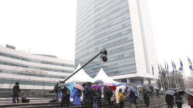 Photo of Protest radnika BHRT-a ispred Parlamenta BiH – Gašenje javnog servisa znači gašenje države