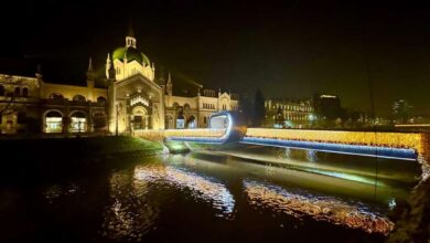 Photo of Grad Sarajevo osvijetlio mostove i gradske simbole u susret praznicima