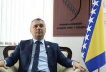 Photo of Dizdar: U Srebrenicu uloženo 7, a u SBK 12 miliona KM, povratnicima u RS vraćeno 1.000 dunuma zemlje 