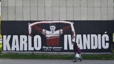 Photo of Inicijativa dopredjedavajućeg Centra za izgradnju spomenika heroju Karlu Ivandiću