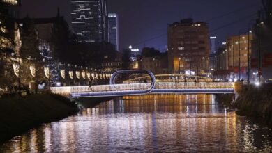 Photo of Završeno ukrašavanje Sarajeva pred nadolazeće praznike