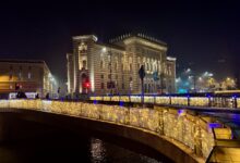 Photo of FOTO/ Sarajevo dočekuje praznike sa osvijetljenim simbolima grada