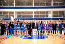 Photo of Košarkaši Druge gimnazije Sarajevo osvojili Ligu srednjih škola KS, pehare i nagrade uručio ministar Magoda