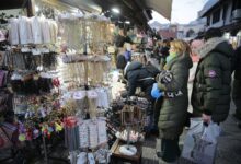 Photo of Turisti ispunili Baščaršiju i ulice Sarajeva prvog dana 2026. godine