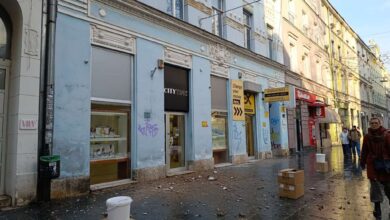 Photo of Obrušila se fasada sa zgrade u sarajevskoj ulici Ferhadija