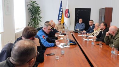 Photo of Premijer Uk i ministar Pandurević: Pojačana koordinacija institucija u cilju efikasnijeg čišćenja snijega