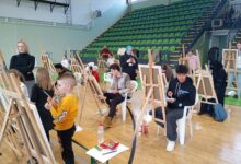 Photo of FOTO/U Hadžićima upriličeno inkluzivno druženje: Umjetnost kao most među generacijama