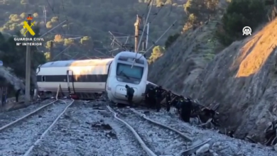 Photo of Broj poginulih u sudaru brzih vozova u Španiji porastao na 39