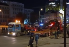 Photo of Teška mehanizacija uklanja tramvaj sa glavne saobraćajnice u centru Sarajeva