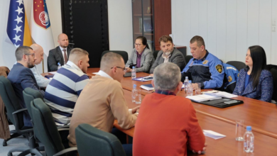 Photo of Komisija za sigurnost KS: Podrška mirnim protestima, uz apel na smirivanje tenzija