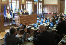 Photo of Priznanje ‘Počasni građanin Grada Sarajeva’ pripalo Philippeu Douste-Blazy i Ericu Haucku