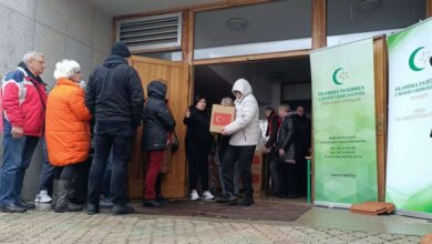 Photo of Islamska zajednica: Počela podjela 6.000 humanitarnih ramazanskih paketa