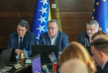 Photo of Nikšić: Vlada FBiH nastavlja s mjerama zaštite standarda radnika i stabilnije ekonomije