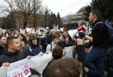 Photo of Završen protest u Sarajevu – Istaknuta četiri zahtjeva, sutra novi protest