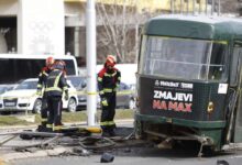 Photo of Jedna osoba poginula i dvije povrijeđene u iskakanju tramvaja u Sarajevu