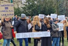 Photo of Počeo mirni protest Sindikata radnika u zdravstvu KS