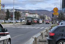 Photo of Tramvaj iskočio iz šina i uništio stanicu