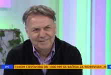 Photo of Osman Džiho za TVSA: Prvi put pred sarajevskom publikom „U avliji“ donosi smijeh i autobiografske priče