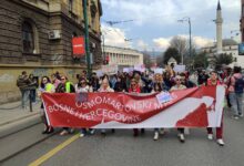 Photo of (Foto)SARAJEVO PORUČILO: “Sigurnost žena je javna obaveza!” Održan osmomartovski protestni marš