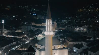 Photo of Muslimani večeras obilježavaju Lejletul-kadr, noć vrijedniju od hiljadu mjeseci