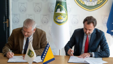 Photo of Općina Vogošća potpisala sporazum s KJKP Park, uskoro kreće obnova dječijih i sportskih igrališta