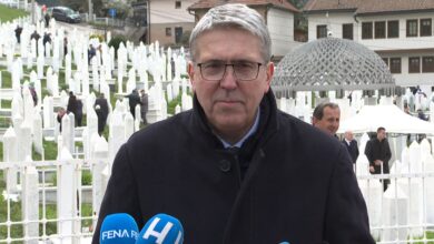 Photo of Avdić: Ovo što uživamo u BiH zasluga je naših najboljih sinova i kćeri koji su dali svoje živote za domovinu