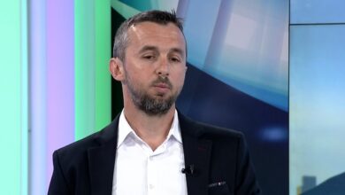 Photo of Adnan Ferhatbegović: “BiH je 1997. godine imala 48 hiljada novorođenih, 2025. je bilo 25 hiljada” (video)