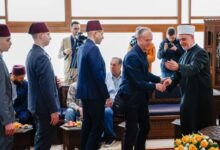 Photo of Brojni gosti kod reisu-l-uleme Kavazovića na tradicionalnom bajramskom čestitanju