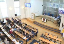 Photo of VIDEO/Pauza u burnom zasjedanju Skupštine KS: Do sad obrađena samo prva tačka dnevnog reda; Zahiragić udaljen sa sjednice