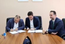 Photo of Potpisan novi Kolektivni ugovor, u Kantonu Sarajevo značajno unaprijeđena prava radnika u srednjem obrazovanju