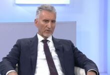 Photo of Ademović oštro: „Neki su se uozbiljili tek nakon presuda, ja ne odustajem od crvenih linija za državu!”