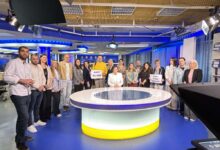 Photo of Novinari i aktivisti posjetom BHRT-u pružili podršku javnom servisu