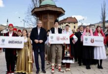 Photo of Svečani defile kulturno-umjetničkih društava povodom 6. aprila