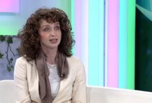 Photo of Šahinović: “Hraniteljstvo za dijete bez roditeljskog staranja znači porodica i zdravo, sigurno, podržavajuće okruženje” (video)