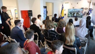 Photo of MLADI KROZ UMJETNOST I ZNANJE ČUVAJU DOMOVINU: Edukativni centar obilježio Dan prijema BiH u Ujedinjene nacije