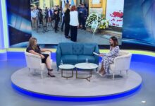 Photo of KARAMEHIĆ-ABAZOVIĆ: “SVOĐENJE RATA NA VJERU IDE U PRILOG DODIKU”