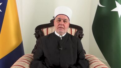 Photo of Reis Kavazović uputio bajramsku poruku: Najveće vrijednosti ne mogu se sačuvati bez žrtve i odricanja