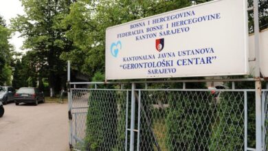 Photo of Vlada KS se oglasila o kašnjenju plaća u Gerontološkom centru: “Došlo je do poremećaja prioriteta, pokrećemo provjeru poslovanja”