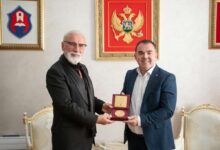 Photo of Dini Merlinu uručen medaljon Ivana Crnojevića