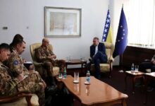 Photo of Premijer Nikšić s komandantom EUFOR-a: U izbornoj godini EUFOR dodatno doprinosi sigurnosti BiH