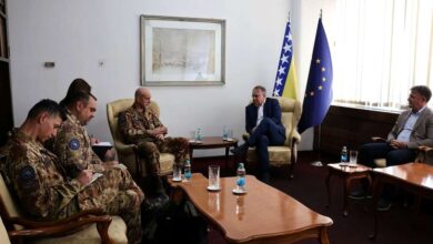 Photo of Premijer Nikšić s komandantom EUFOR-a: U izbornoj godini EUFOR dodatno doprinosi sigurnosti BiH
