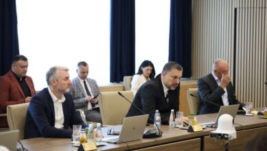 Photo of Forto: Apsolutno smo za budžet, ali dajte da malo razgovaramo šta u njemu treba biti