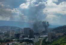 Photo of Izbio požar na zgradi u naselju Dolac Malta, u toku intervencija vatrogasaca