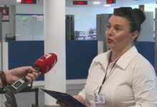 Photo of VIDEO/Gužve na šalterima MUP-a KS: U Novom Gradu dnevno prođe više od 650 građana, upućen apel za korištenje E-CIPS-a